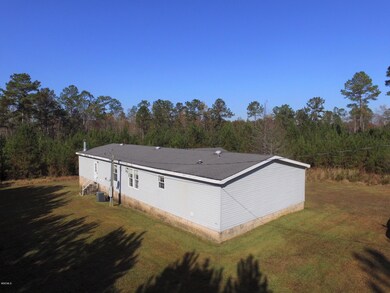 584 W Mchenry Rd, Mc Henry, MS 39561 - photo 2