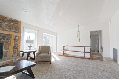 8361 E 5th Ave unit A, Anchorage, AK 99504 - photo 7