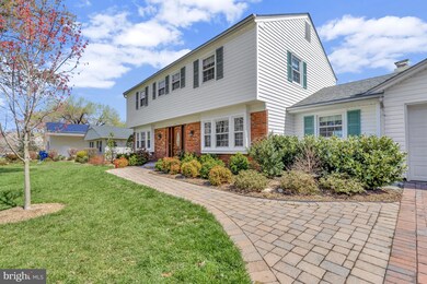 13160 Madonna Ln, Fairfax, VA 22033 - photo 5