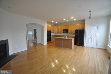 23049 Birch Mead Rd, Clarksburg, MD 20871 - photo 4