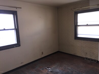 620 Netherfield St NW, Comstock Park, MI 49321 - photo 6