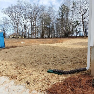 1611 3rd St, Statesville, NC 28677 - photo 6