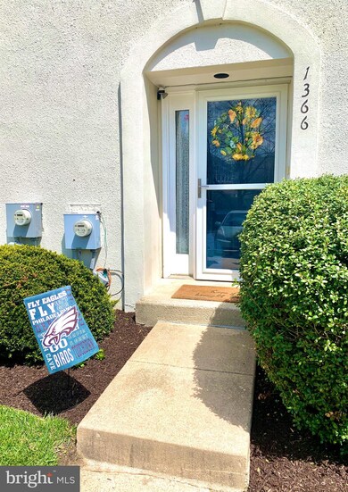 1366 Putnam Blvd unit 14, Wallingford, PA 19086 - photo 3