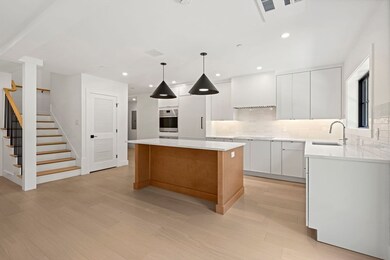 145 Warren St unit 4, Newton Center, MA 02459 - photo 6