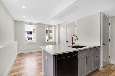 97 Condor St unit 1, Boston, MA 02128 - photo 3