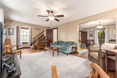 Family Room - 97 S Algonquin (5)