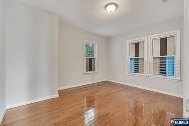 47 Fabyan Place, Newark, NJ 07108 - photo 2