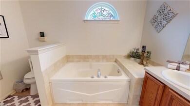 Master bathroom soaking tub.