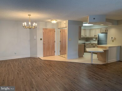 Brandywine Park Condominiums unit 606, Wilmington, DE 19806 - photo 4