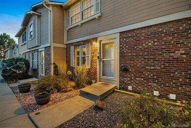 1523 S Ouray Cir unit B, Aurora, CO 80017 - photo 5