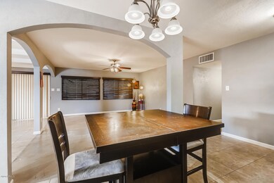 9822 N 29TH PL Phoenix AZ-large-004-008-