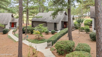 70 Barton Hills Ct, Pinehurst, NC 28374 - photo 3