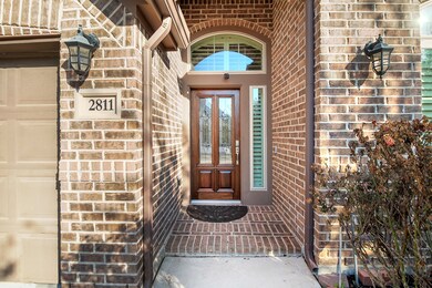 Great Curb Appeal! Move-In Ready too!