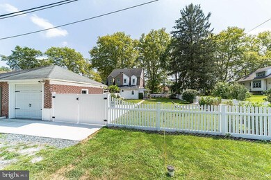 204 Carolina Ave, Phoenixville, PA 19460 - photo 5