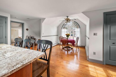 Breakfast Nook
