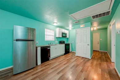 3940 King St, Houston, TX 77026 - photo 5