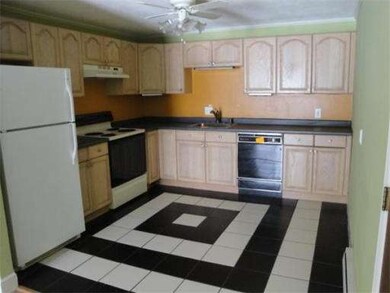 2 Walker Rd unit 12, North Andover, MA 01845 - photo 2