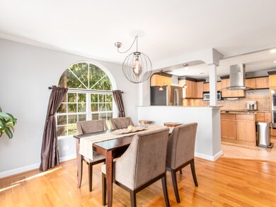 529 Kipling Ct, Wheaton, IL 60187 - photo 5