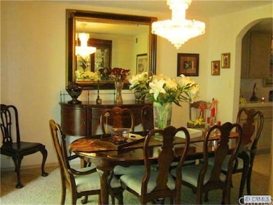 Elegant Formal Dining Room