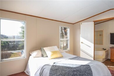 55 Carolina Cir, Hendersonville, NC 28792 - photo 7