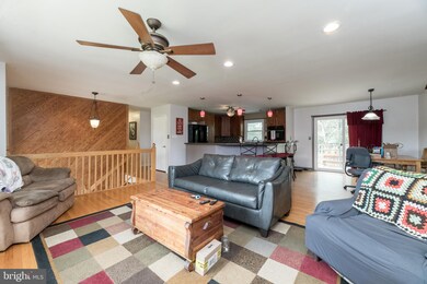 632 Green Valley Way, Sykesville, MD 21784 - photo 3