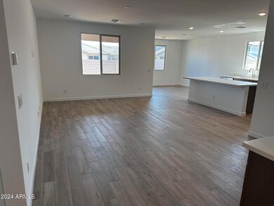 18415 W Villa Hermosa Ln, Surprise, AZ 85387 - photo 2