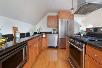 150 Lowell St unit 3, Somerville, MA 02143 - photo 4