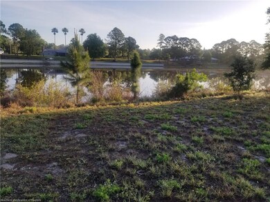 828 Lake Betty Dr, Lake Placid, FL 33852 - photo 3