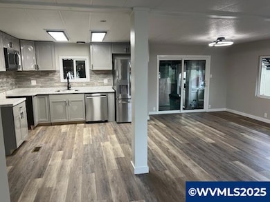 5422 Portland Rd NE, Salem, OR 97305 - photo 4