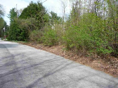 1351 N Russell St, Manchester, NH 03104 - photo 4