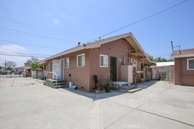 2101 E 124th St, Compton, CA 90222 - photo 4