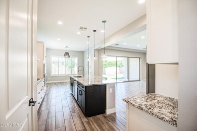 KITCHEN 4