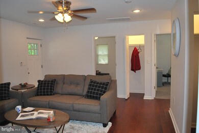 40286 Wolfe Dr, Mechanicsville, MD 20659 - photo 4