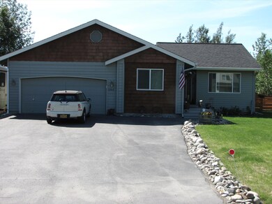 1242 E Hidden Ranch Loop