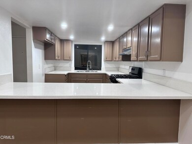 5210 Longfellow Way, Oxnard, CA 93033 - photo 7