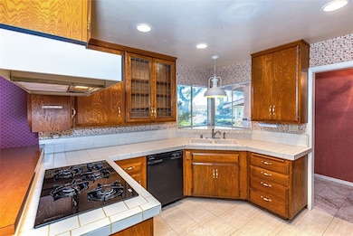 14727 La Mesa Dr, La Mirada, CA 90638 - photo 5