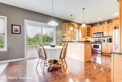3675 108th Dining area
