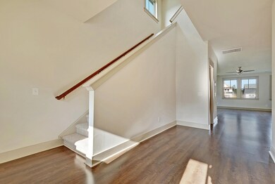 210 Whirlaway Drive Entry