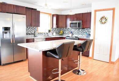 61 Upper Meadow Rd, Fairfax, VT 05454 - photo 5