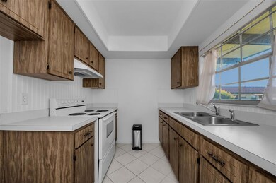 1701 Pinehurst Rd unit 4F, Dunedin, FL 34698 - photo 4