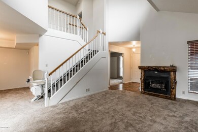 0300-Living-Room_1800x1200_3420595