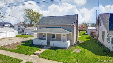 703 Middle St, Wapakoneta, OH 45895 - photo 3