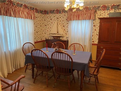 Formal Dining Rm