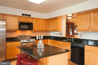 5338 Chase Lions Way, Columbia, MD 21044 - photo 4