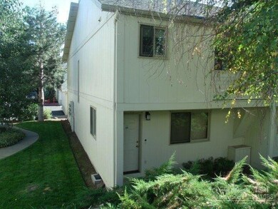 unlisted-address, Bend, OR 97701 - photo 2