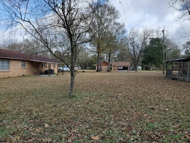 1064 E Poplar St, Georgetown, MS 39078 - photo 2