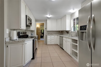 2419 SW 316th St, Federal Way, WA 98023 - photo 6