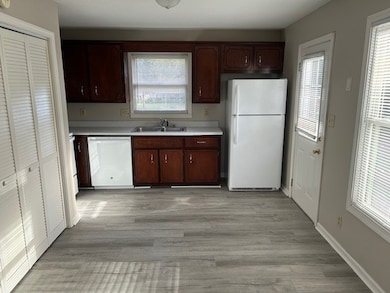 306 Alan Ct, Oak Grove, KY 42262 - photo 5