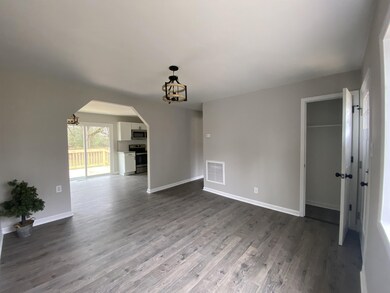119 W Westbury Dr, Oxford, NC 27565 - photo 5