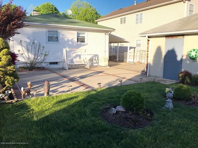 212 Fairbanks Ave, Staten Island, NY 10306 - photo 7